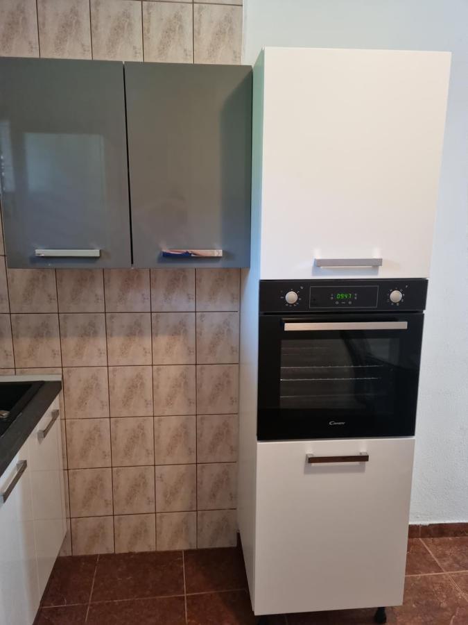 Apartment Ivana Biograd Na Moru Esterno foto