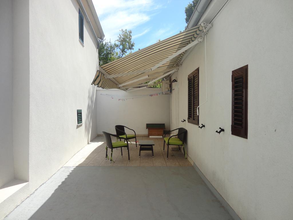 Apartment Ivana Biograd Na Moru Esterno foto