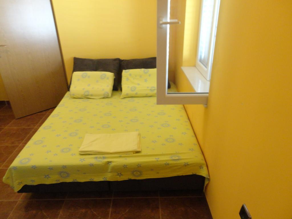 Apartment Ivana Biograd Na Moru Esterno foto